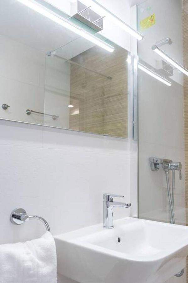 Edificio Ollerias By Sharingco Appartement Málaga Buitenkant foto